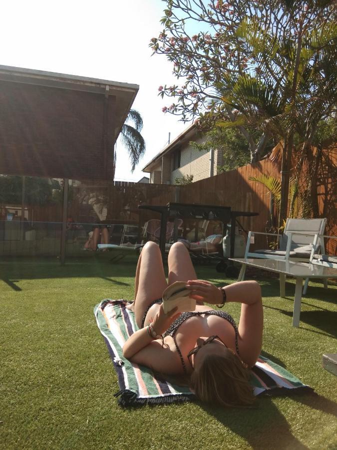 Mumma'S Hostel Surfers Paradise Gold Coast Kültér fotó